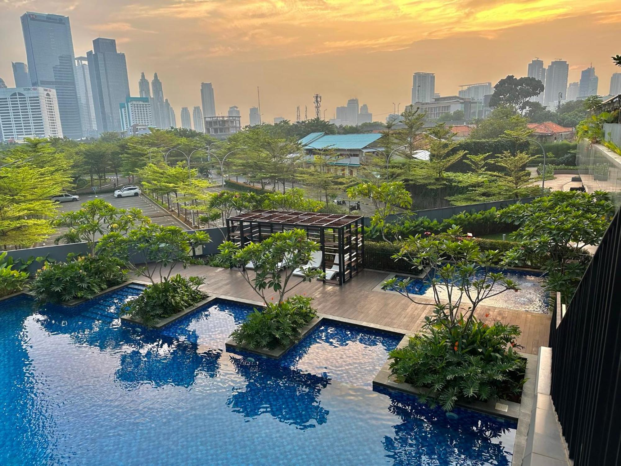 Unforgettable Nights Next To Ascott Sudirman -Min Stay 3 Nights- Jakarta Eksteriør bilde